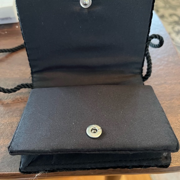 Small purse with music design. ‘Strap’ is 24 inches from shoulder to purse. - Picture 4 of 5